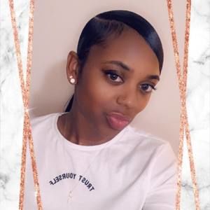 Meet your Posher, Brittney